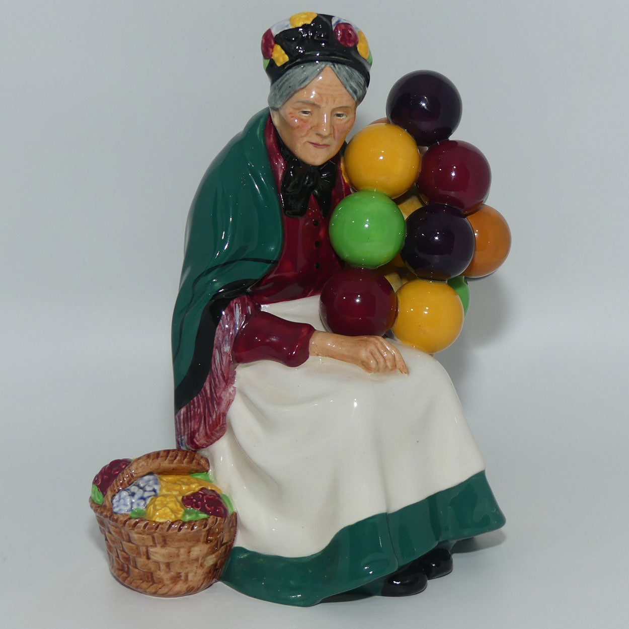 HN1315 Royal Doulton figure The Old Balloon Seller | early stamp 