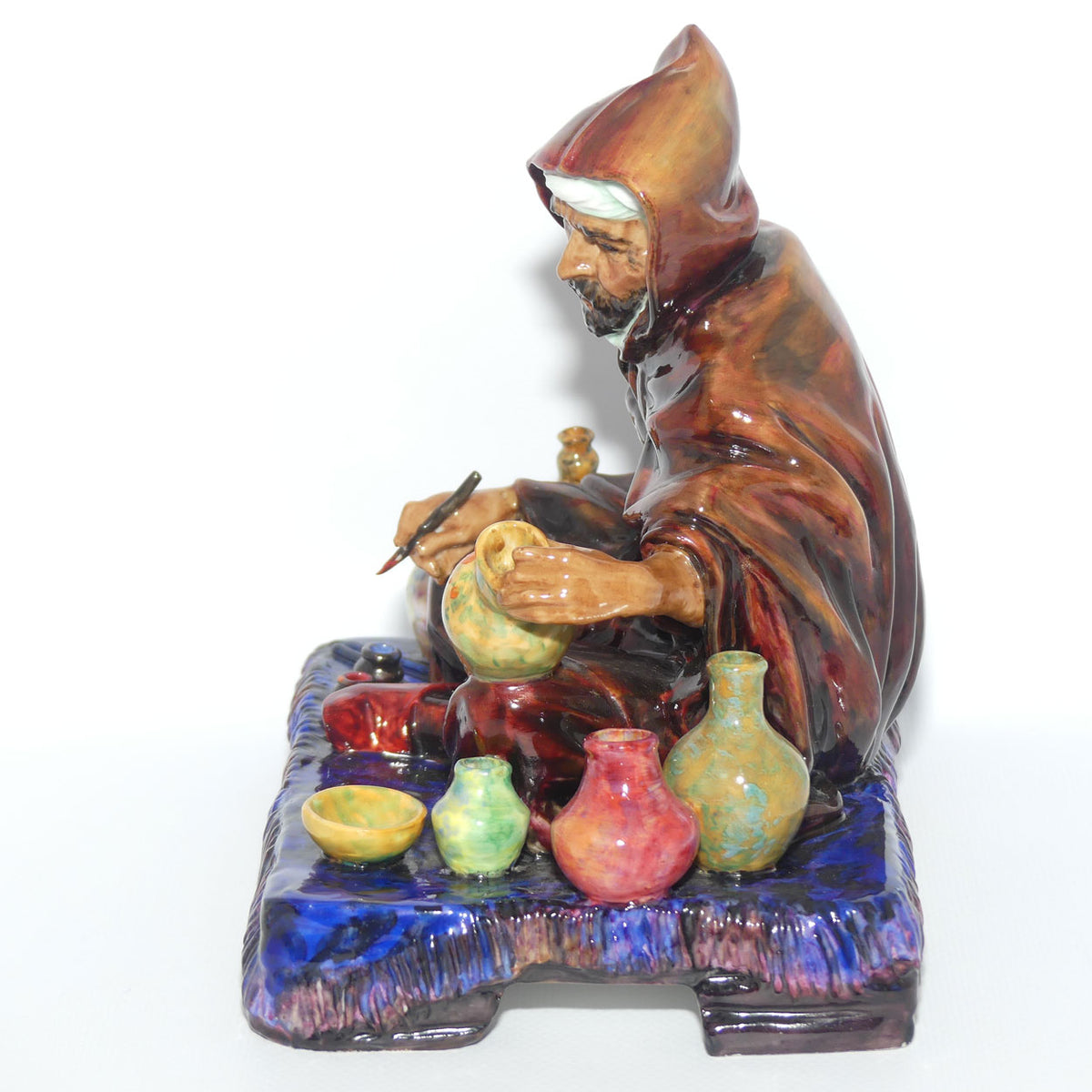 HN1493 Royal Doulton figure The Potter (Footed Base)