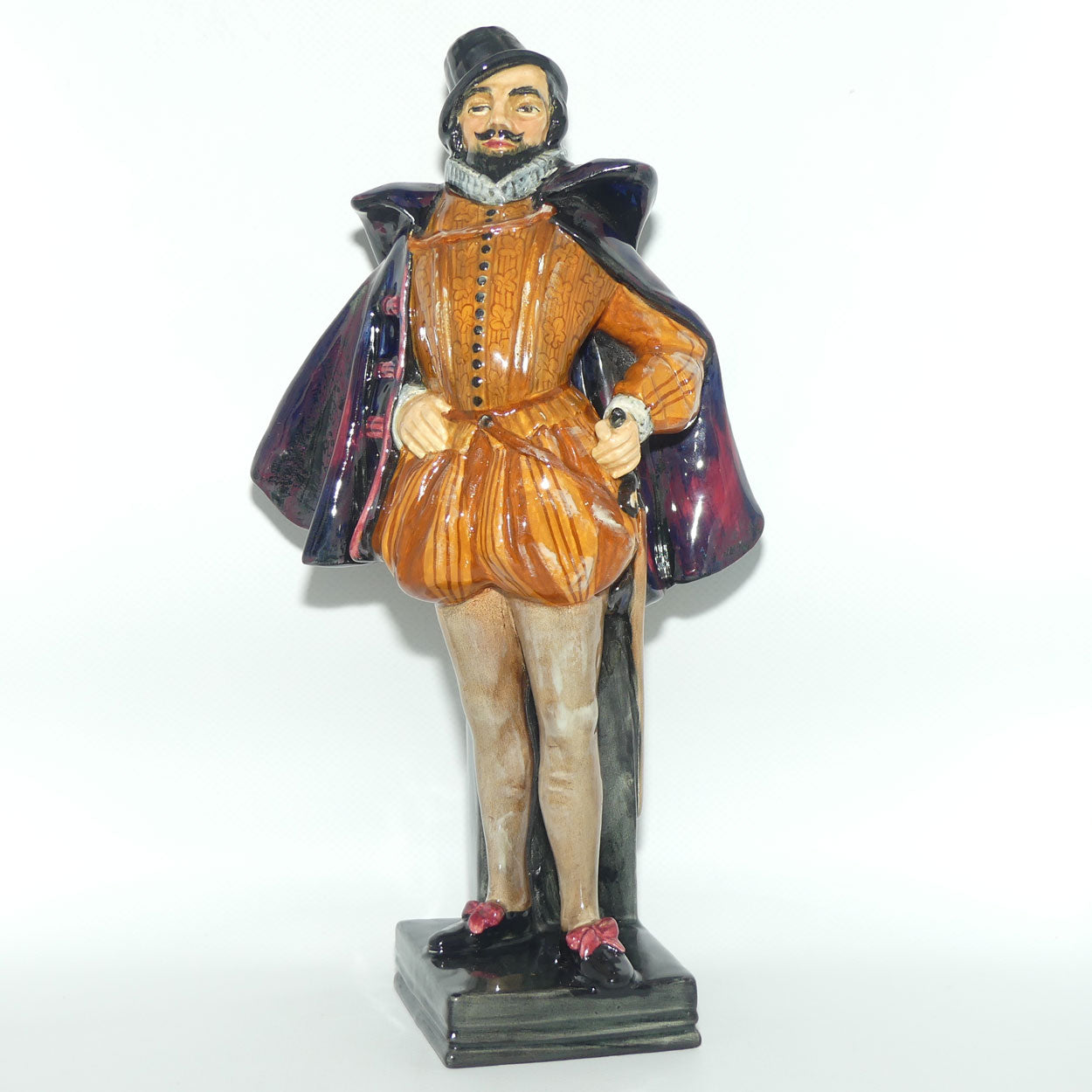 HN1751 Royal Doulton figure Sir Walter Raleigh