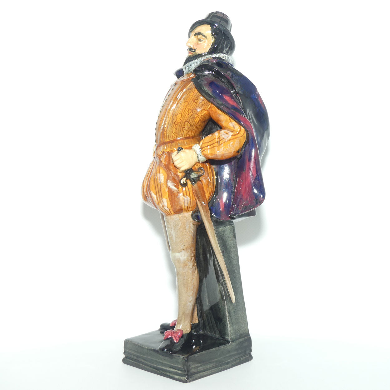 HN1751 Royal Doulton figure Sir Walter Raleigh