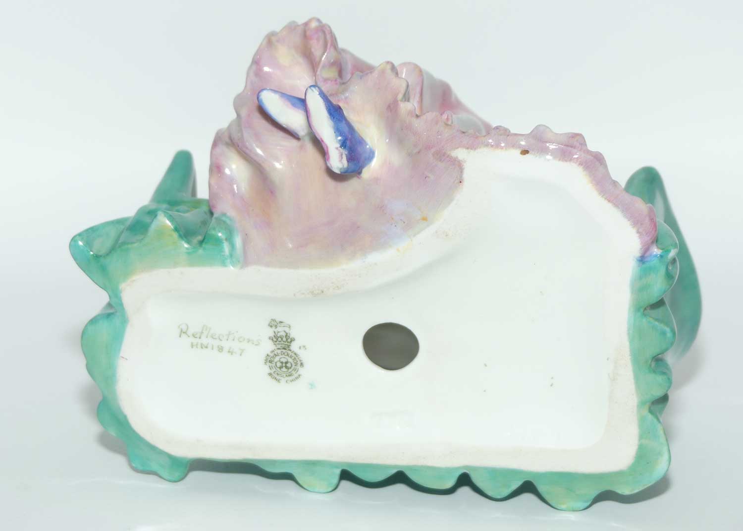 HN1847 Royal Doulton figure Reflections | #1 | Red and Green