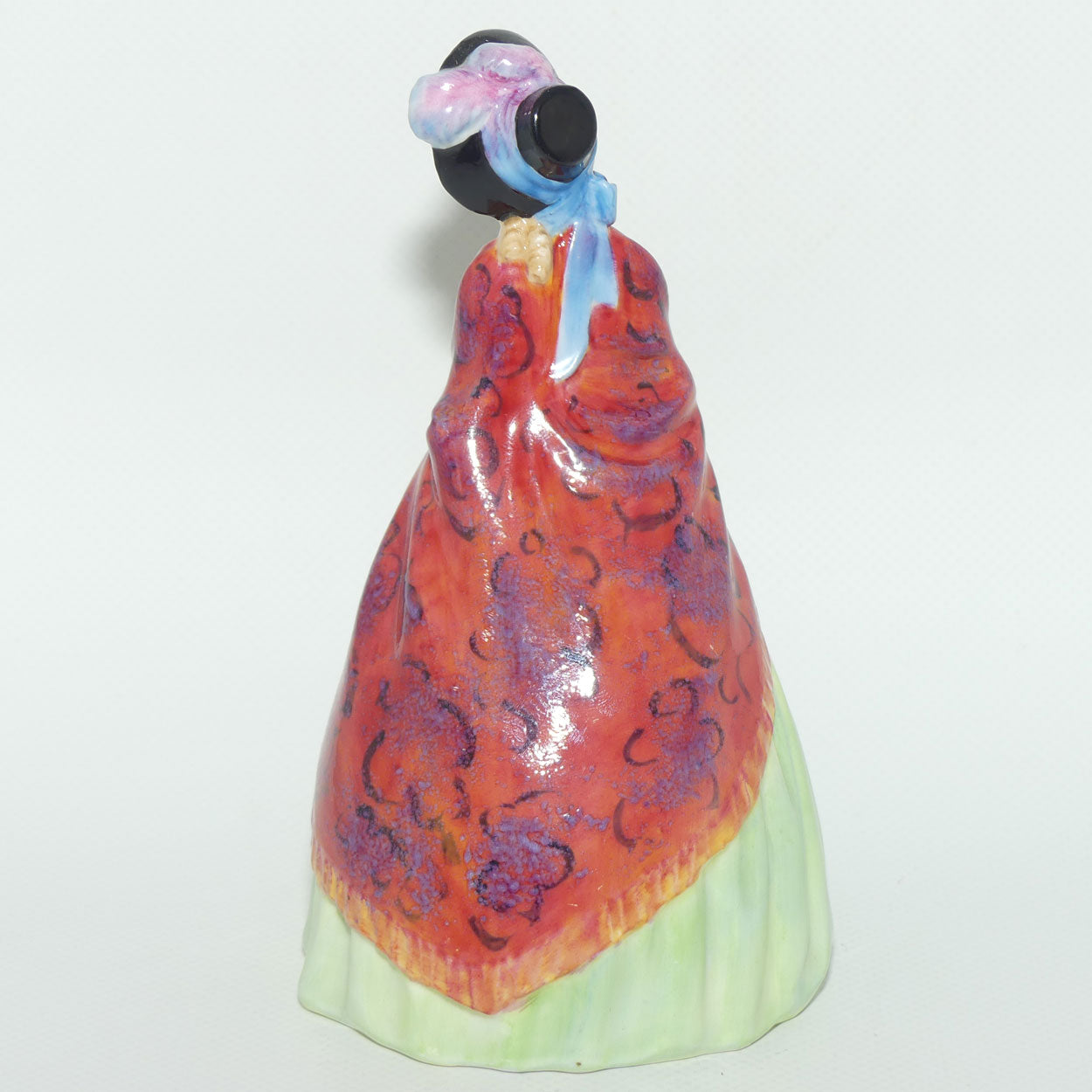 HN1914 Royal Doulton figure Paisley Shawl Green| #2