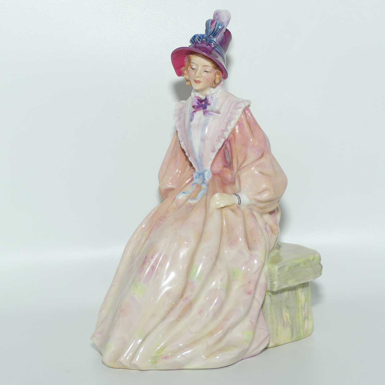 HN1931 Royal Doulton figure Meriel | c.1941