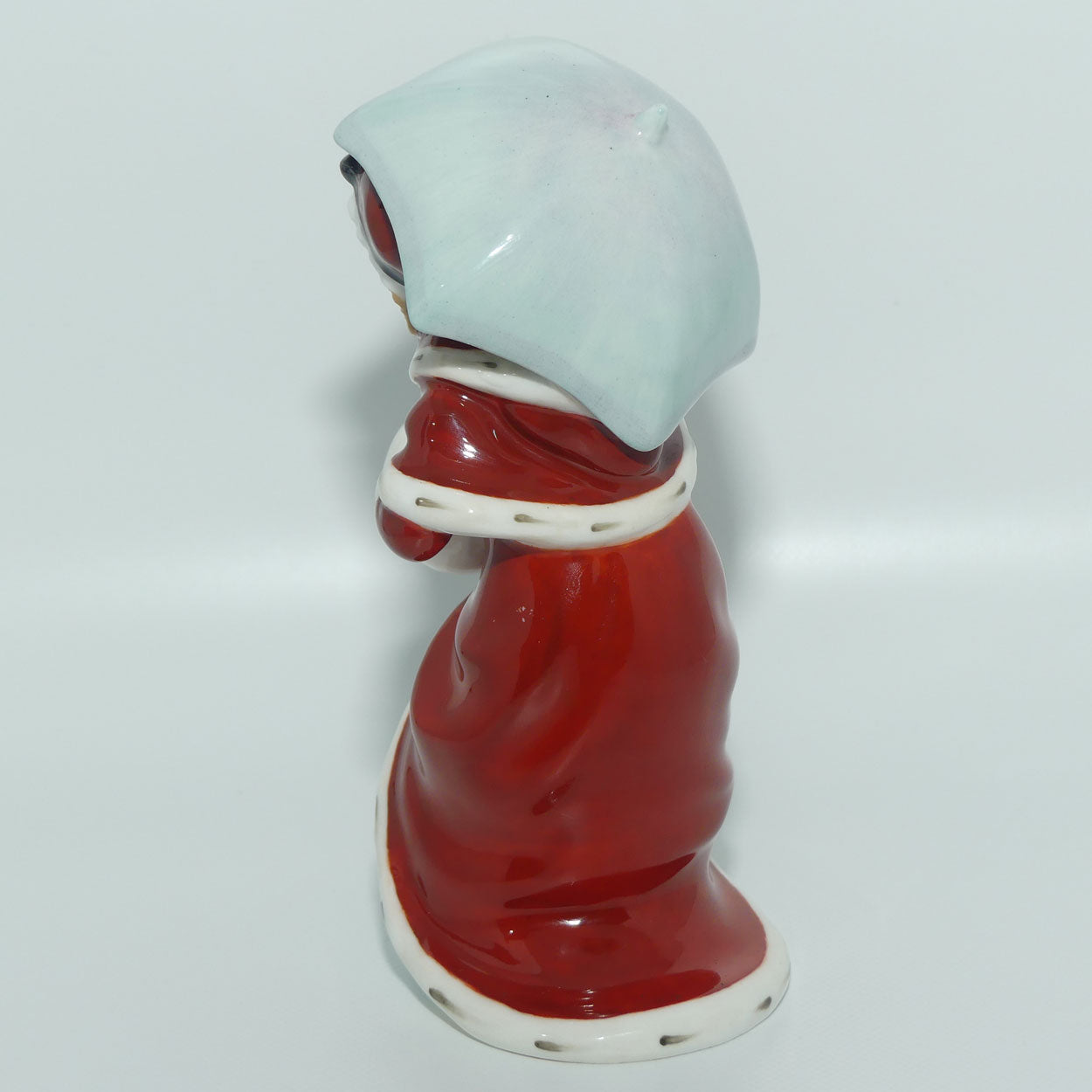 HN1936 Royal Doulton figurine Miss Muffet | Red 