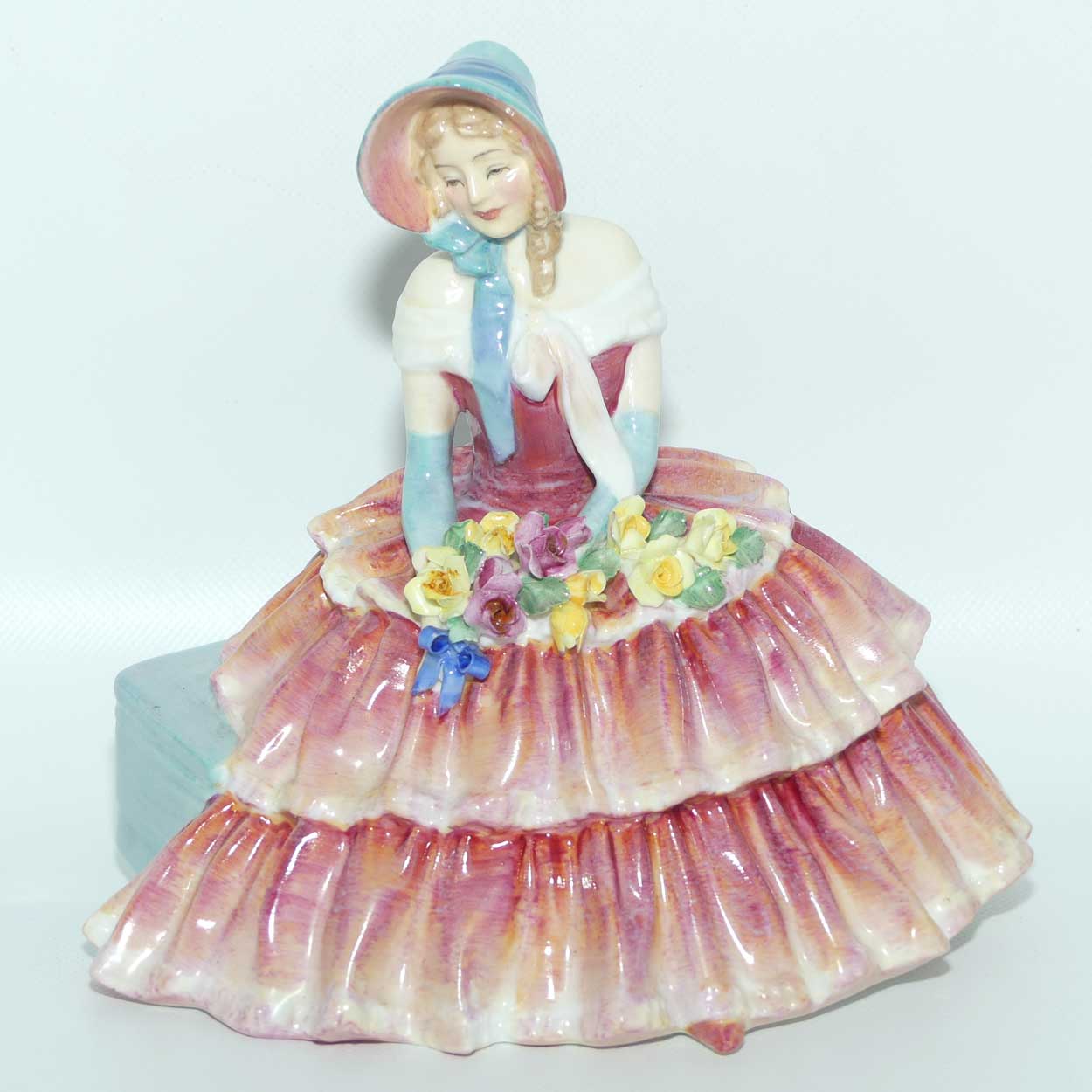 HN1944 Royal Doulton figure Daydreams | Red | rare colour version