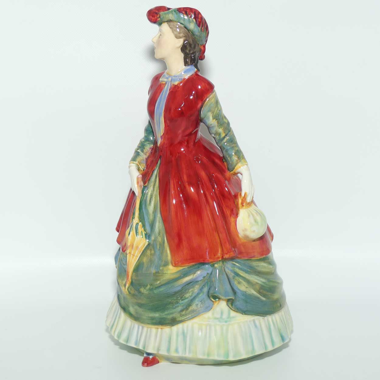 HN2010 Royal Doulton figure The Young Miss Nightingale