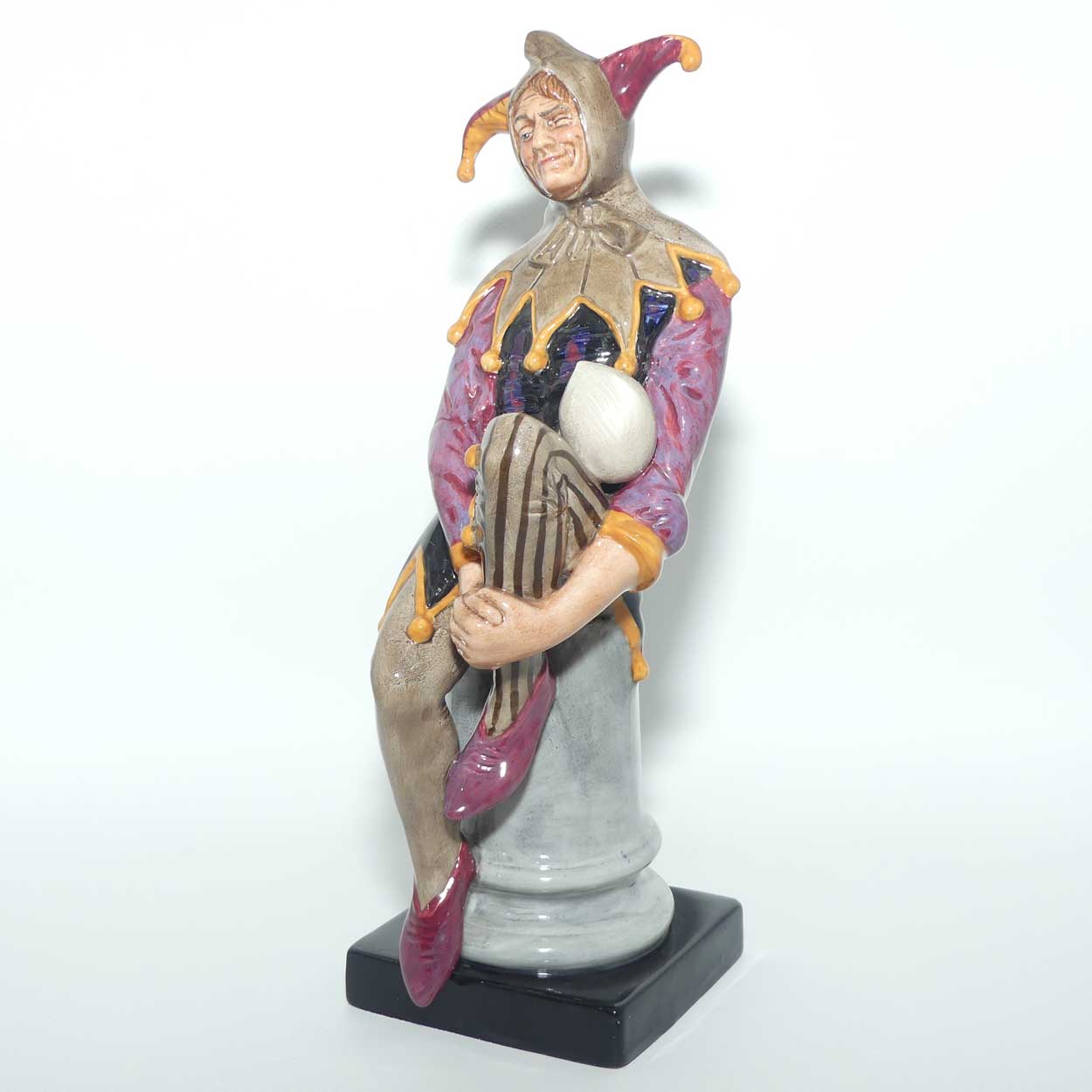 HN2016 Royal Doulton figure The Jester | 1980s era