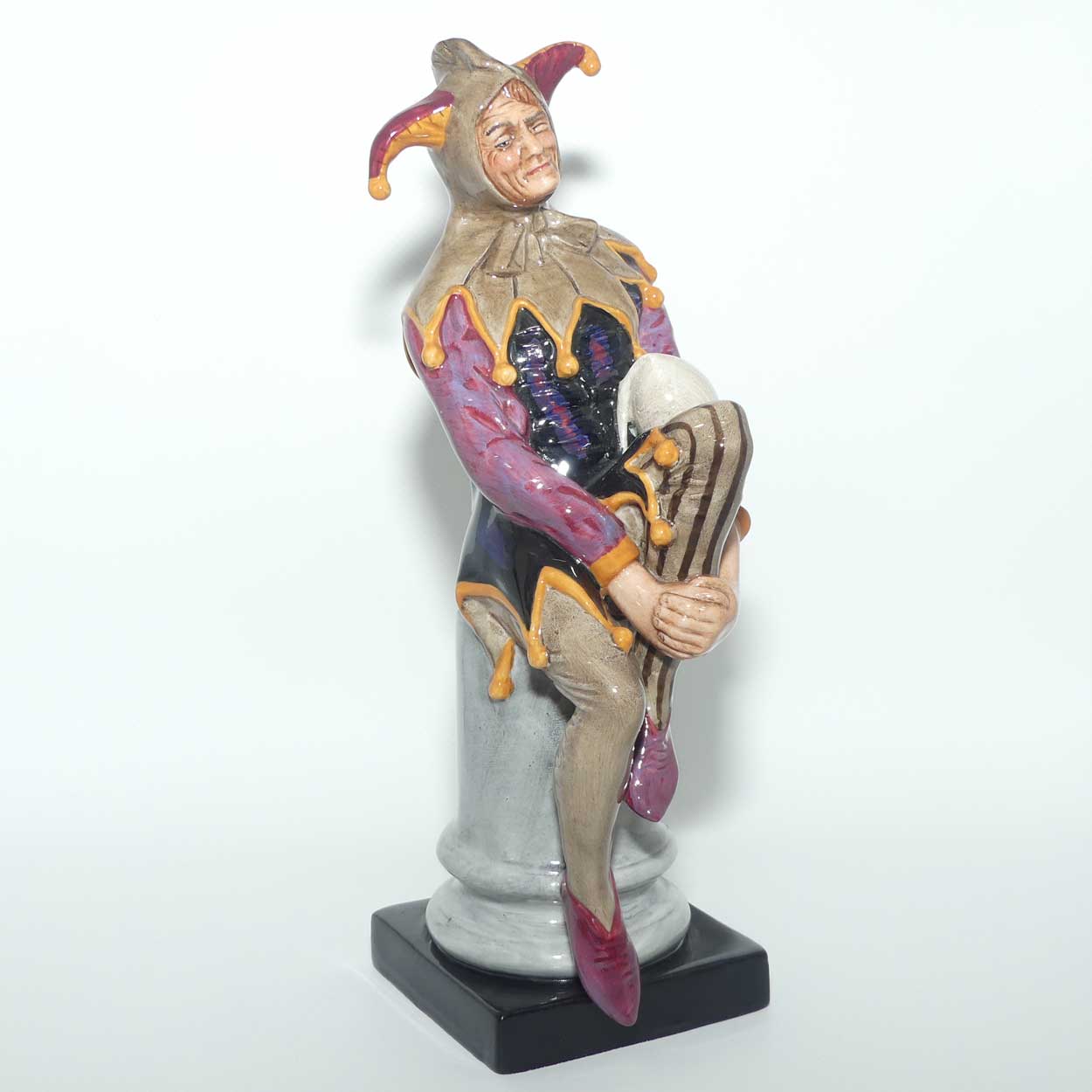 HN2016 Royal Doulton figure The Jester | 1980s era