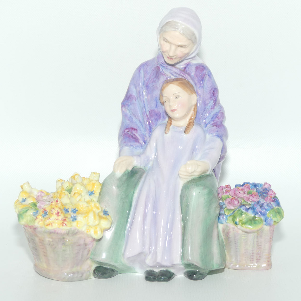 HN2031 Royal Doulton figure Granny's Heritage | #2