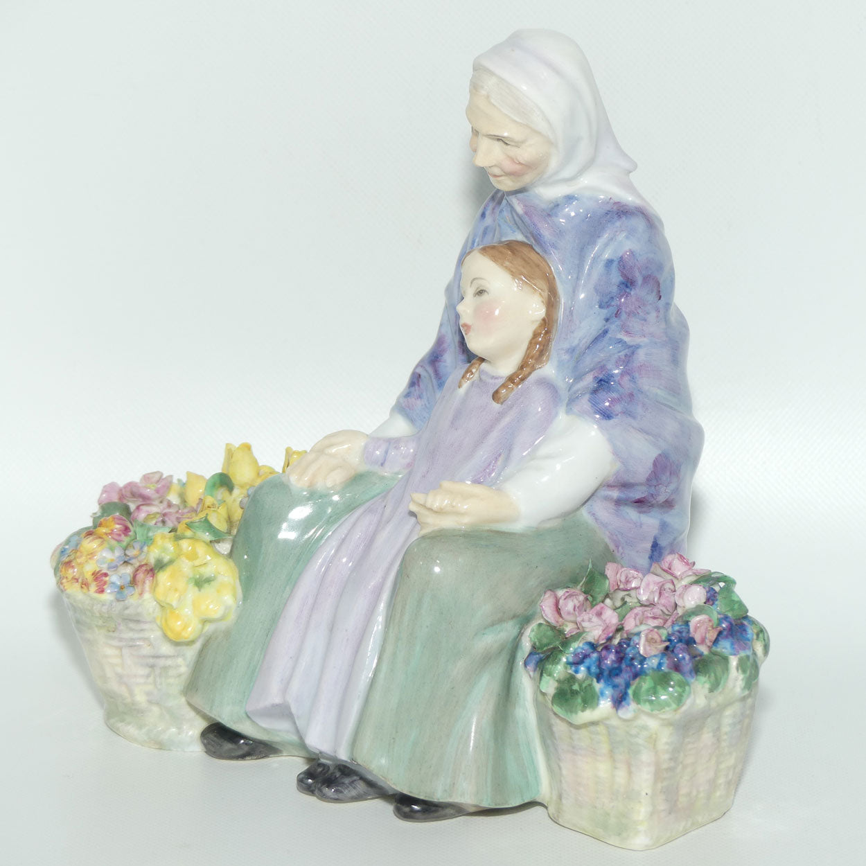 HN2031 Royal Doulton figure Granny's Heritage | #3