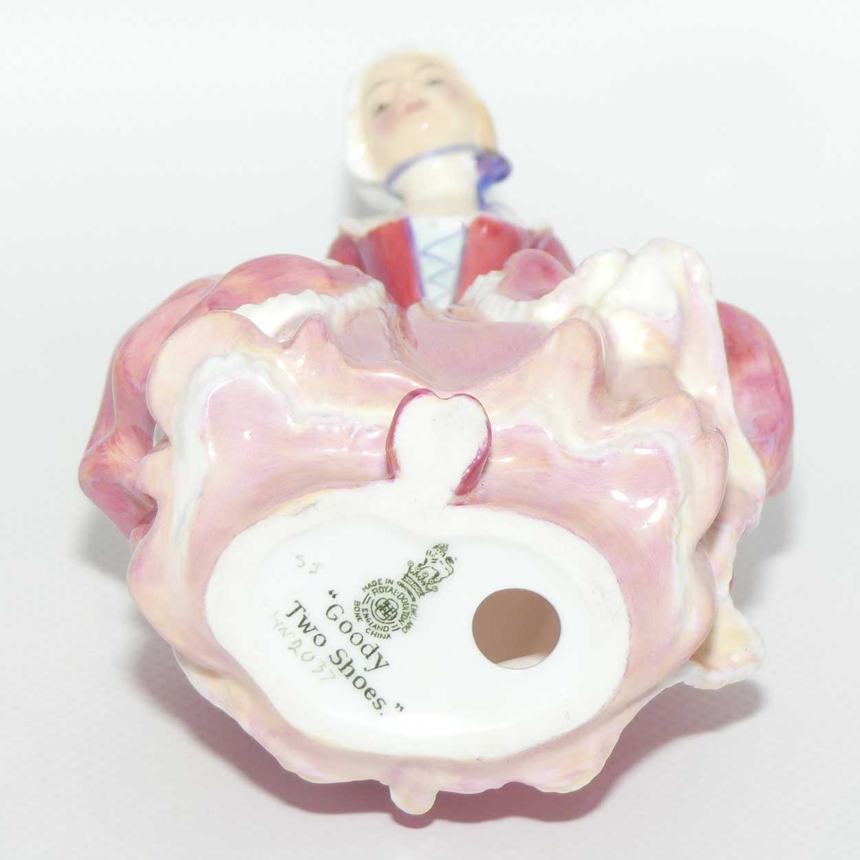 HN2037 Royal Doulton figure Goody Two Shoes | early version