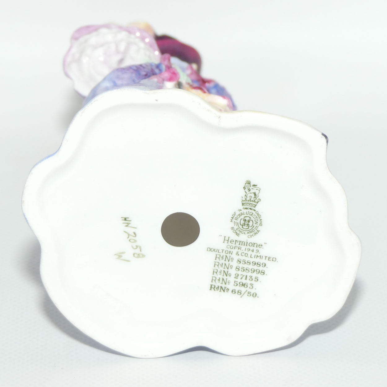 HN2058 Royal Doulton figure Hermoine