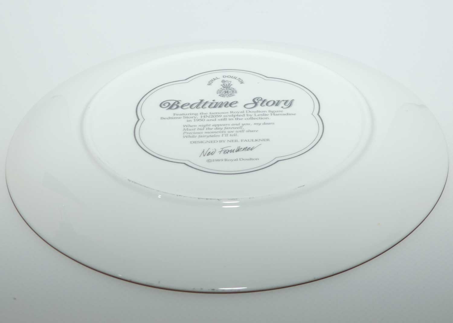 HN2059 Royal Doulton figure Bedtime Story | Companion plate