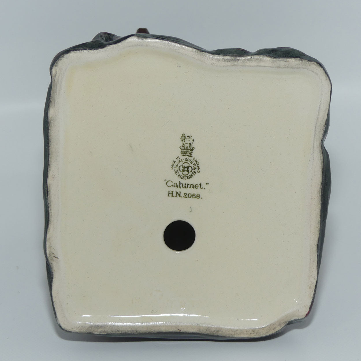 Royal Doulton figure Calumet HN2068 | Designer: CJ Noke | Issued: 1950 - 1953