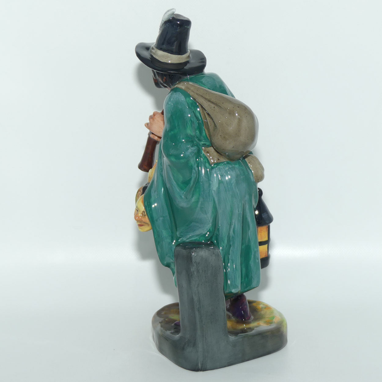 HN2103 Royal Doulton figure Mask Seller | 1970's version