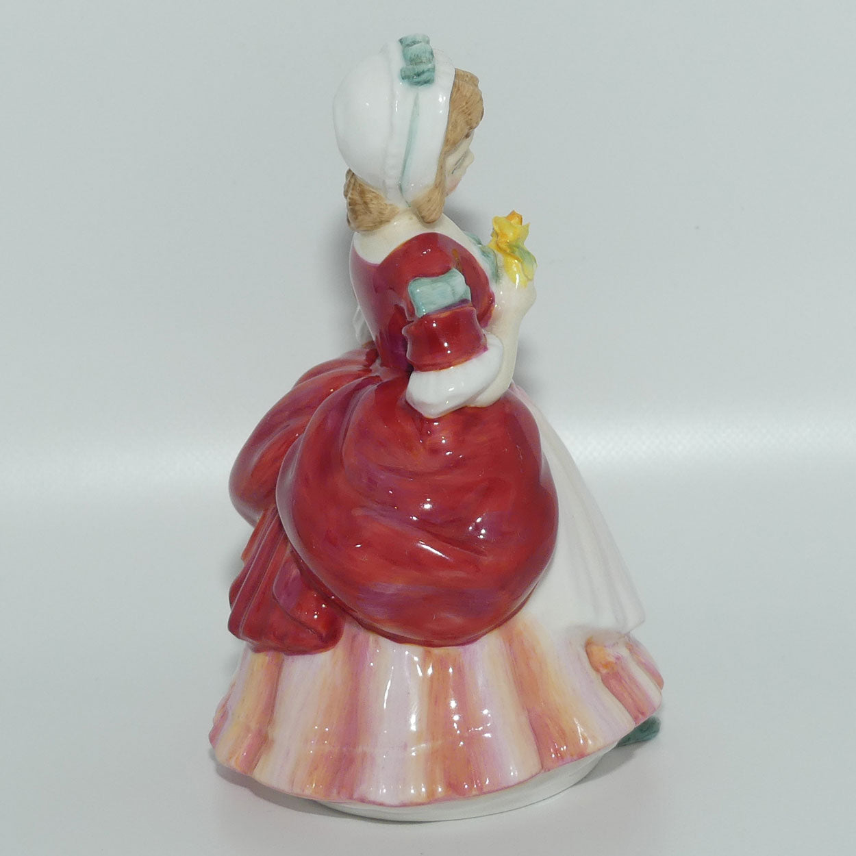 HN2107 Royal Doulton figurine Valerie 