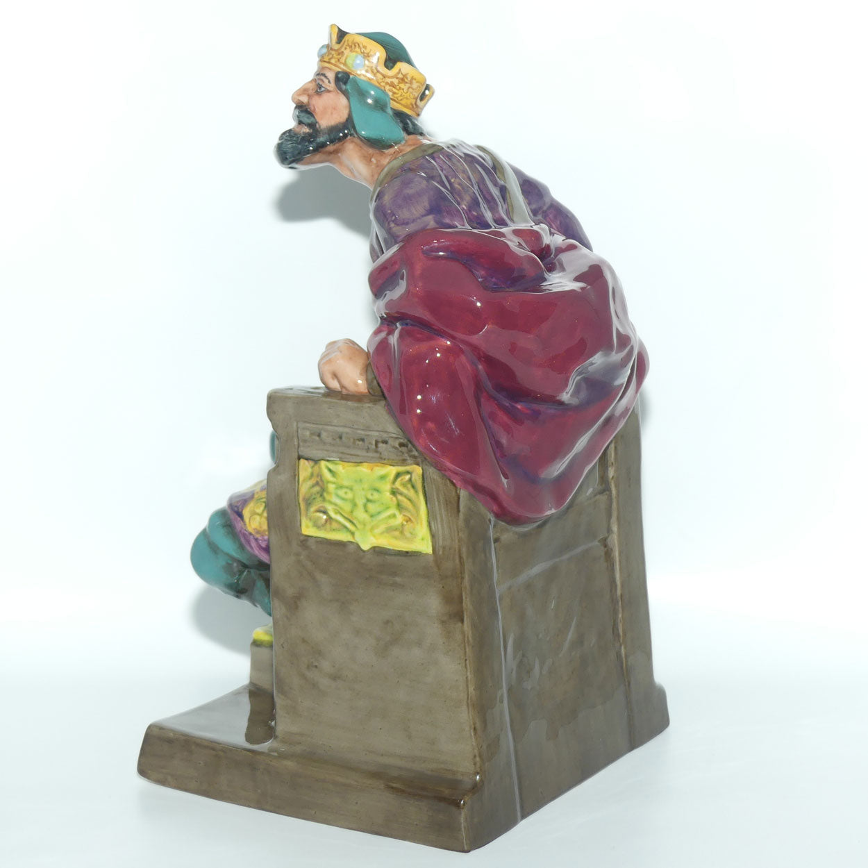 HN2134 Royal Doulton figure The Old King 