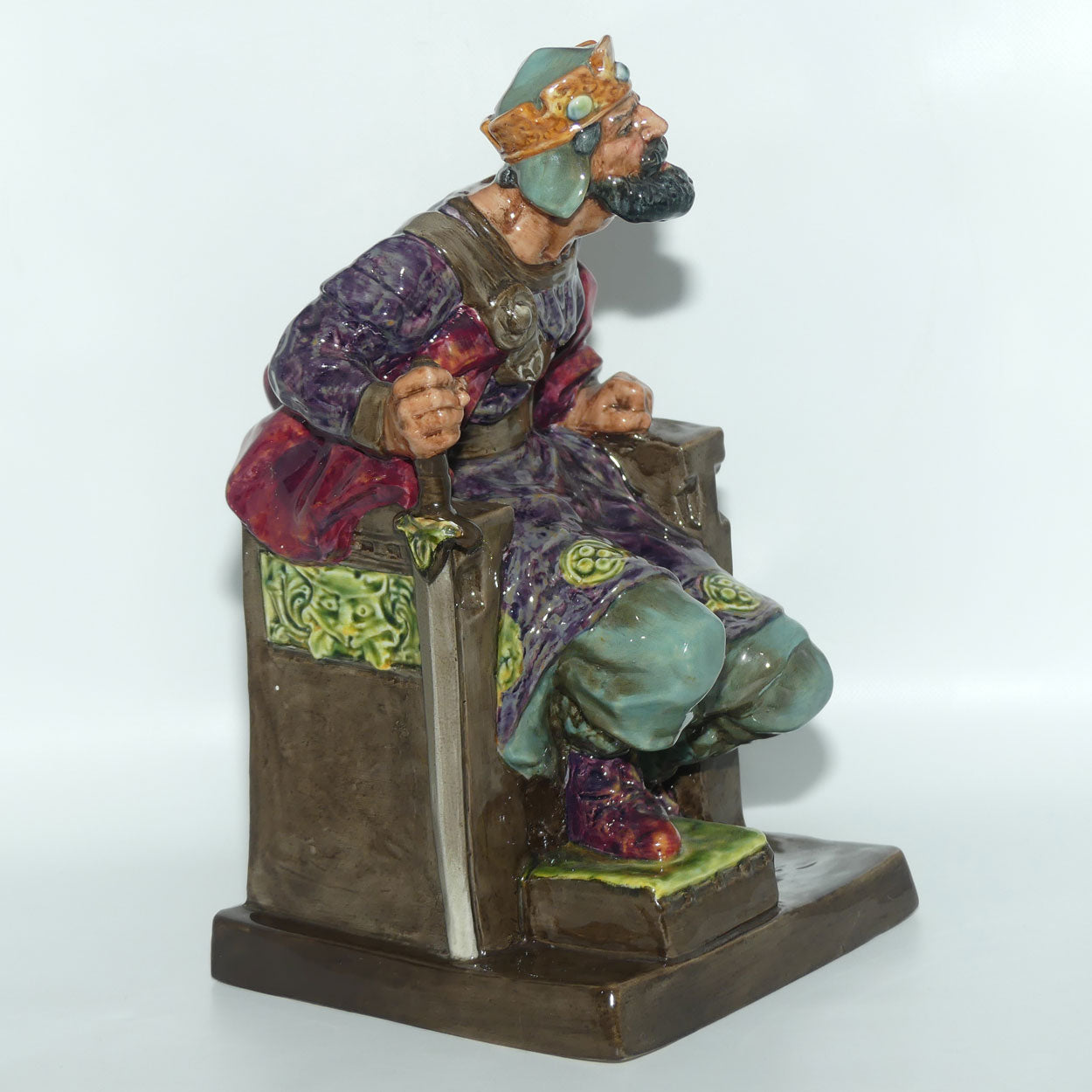 HN2134 Royal Doulton character figure The Old King