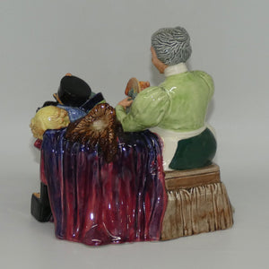 hn2145-royal-doulton-figure-wardrobe-mistress