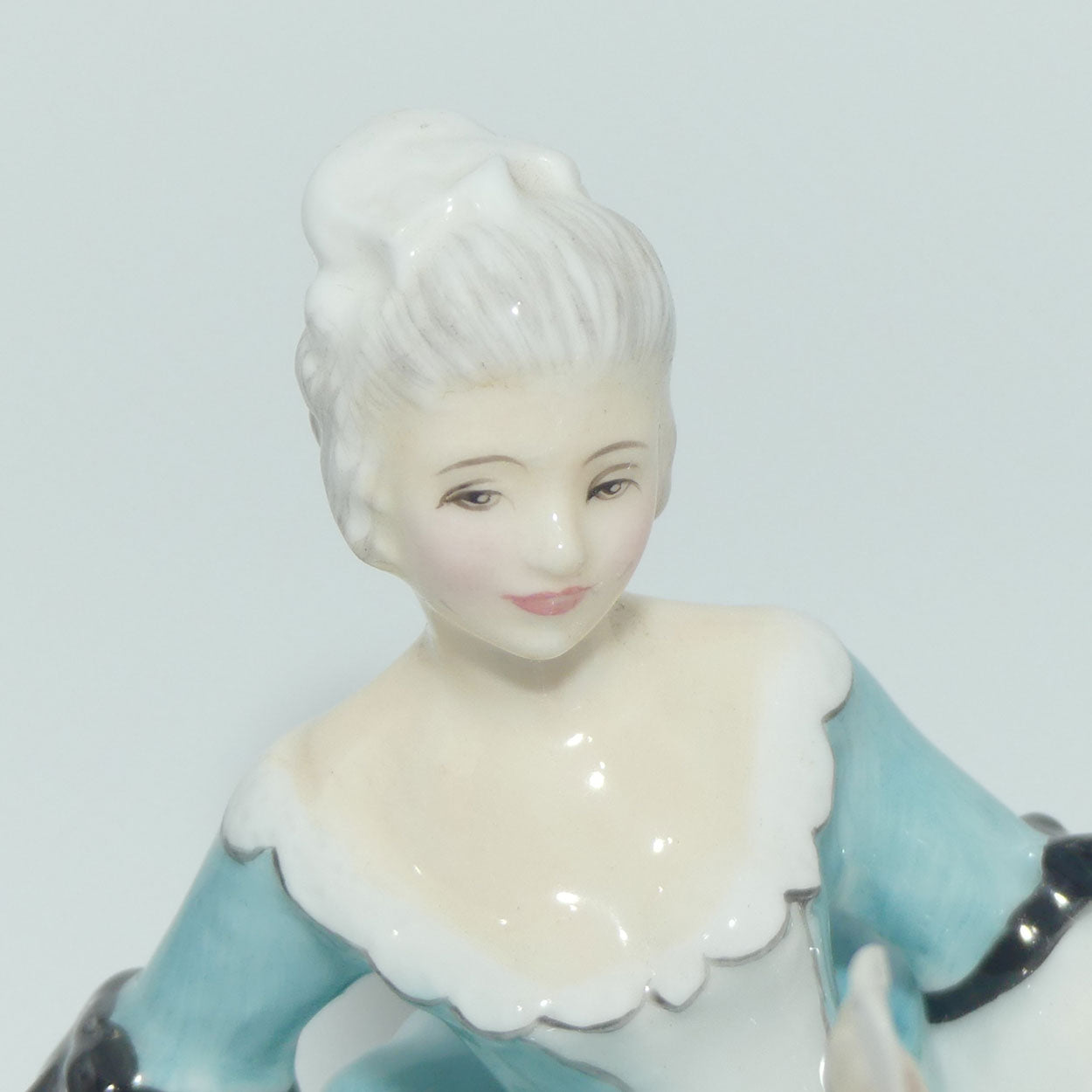 HN2149 Royal Doulton figure Love Letter | Pretty Ladies Figures