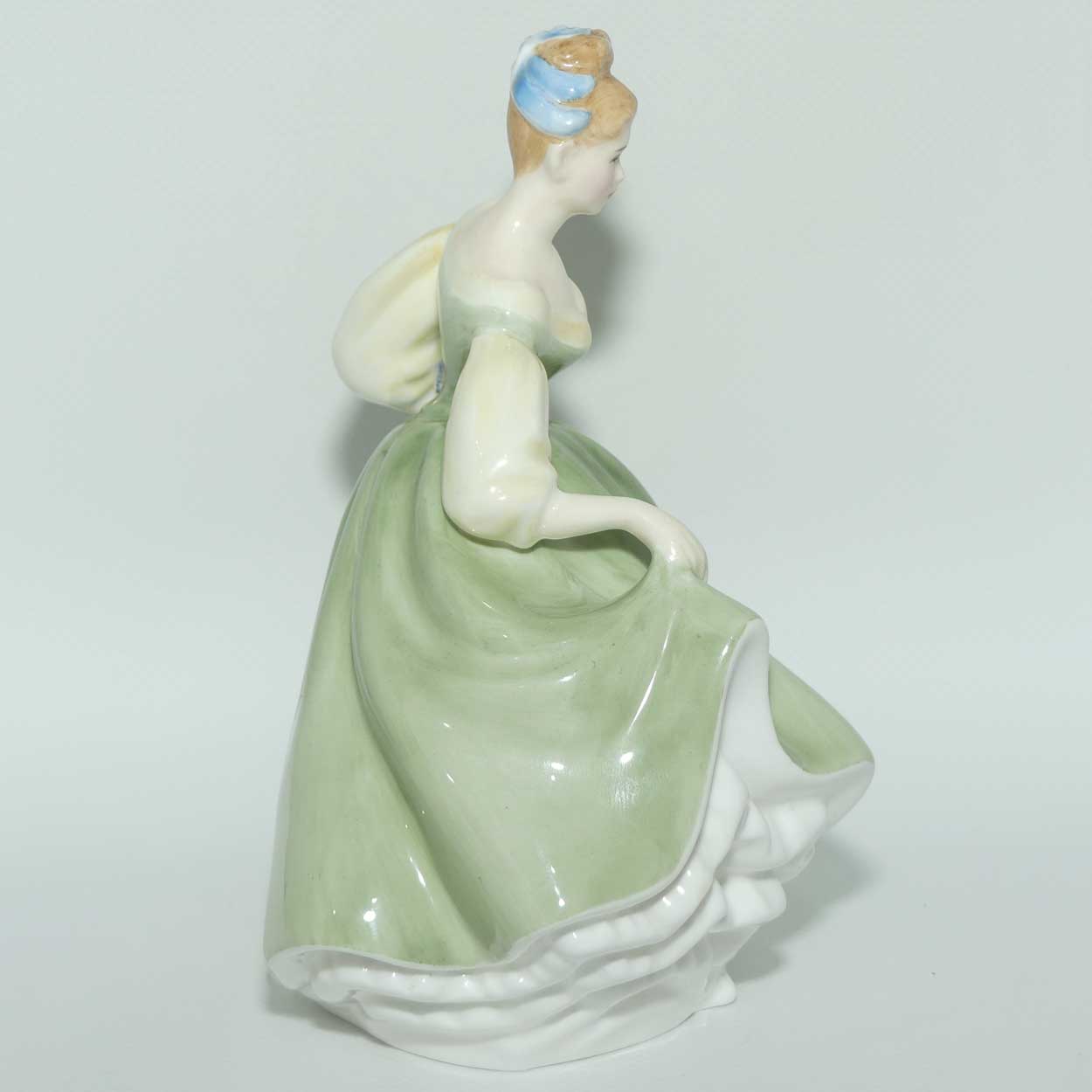 HN2193 Royal Doulton figure Fair Lady | Green 