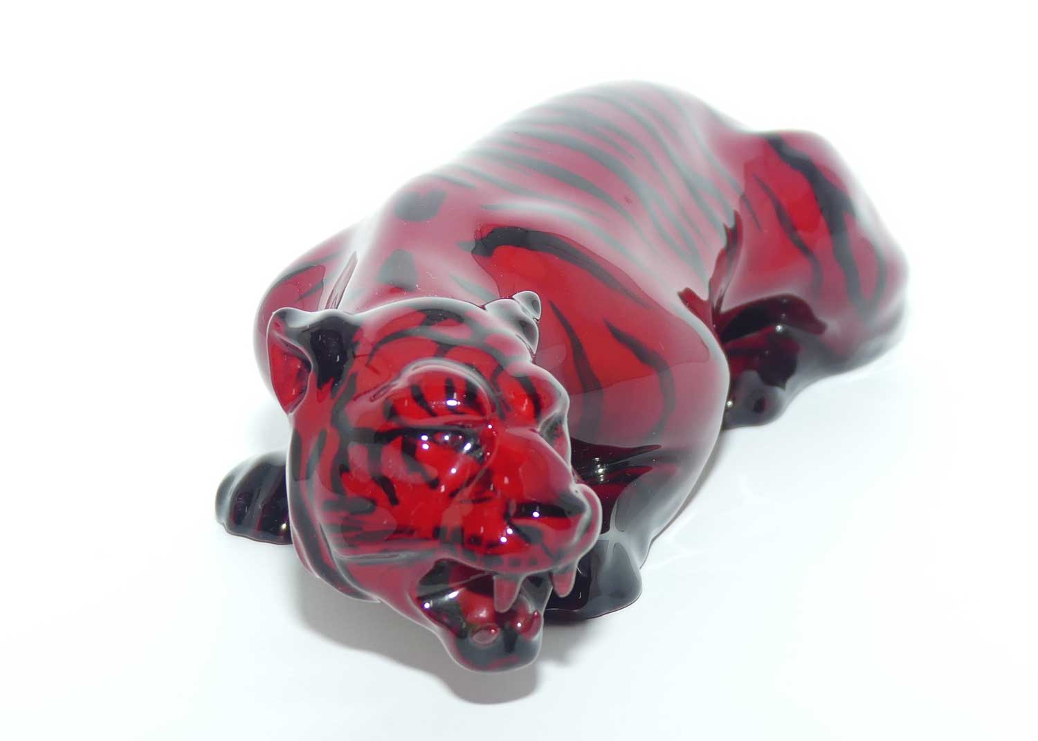 HN0225 Royal Doulton Flambe Crouching Tiger | signed Fred Moore