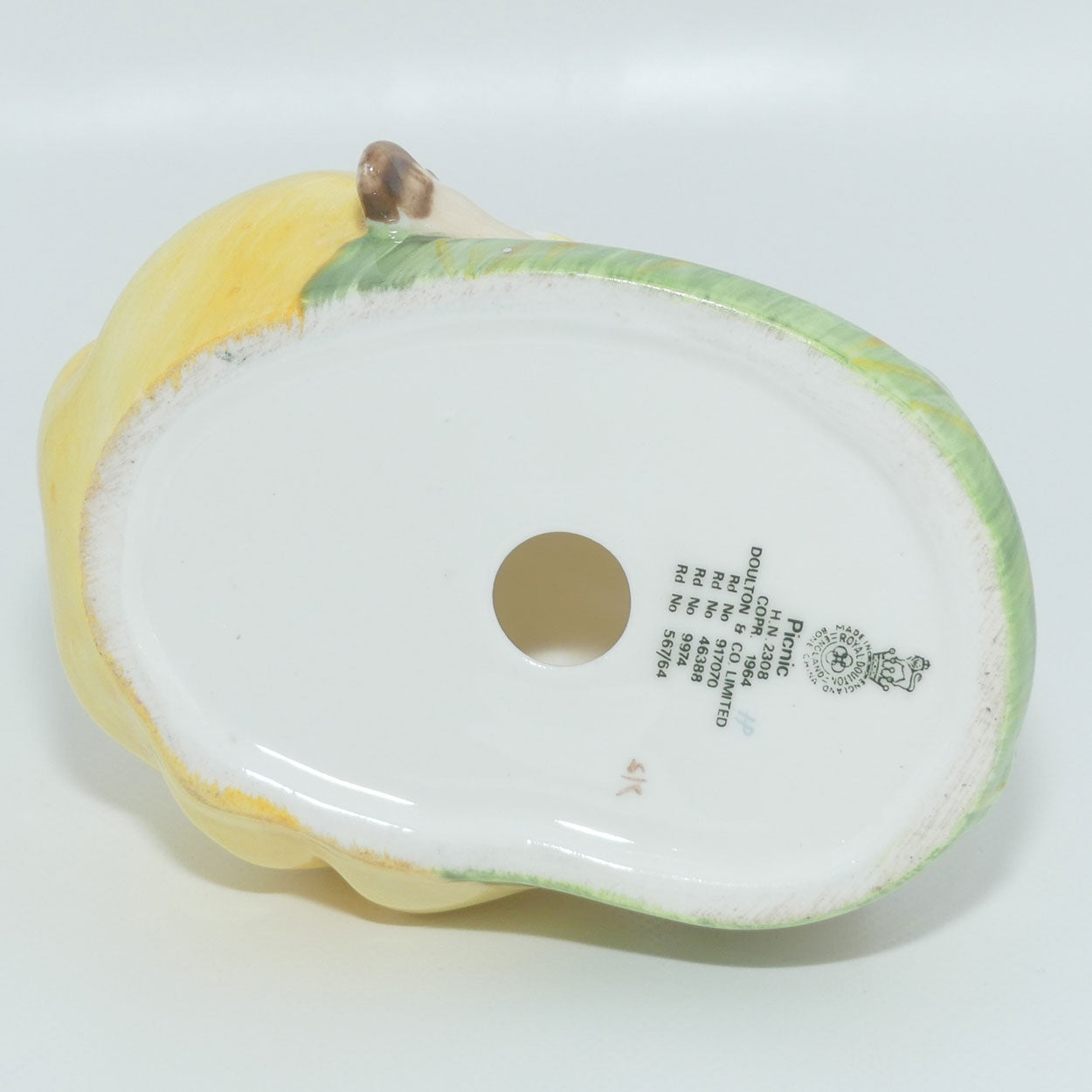 HN2308 Royal Doulton figurine Picnic