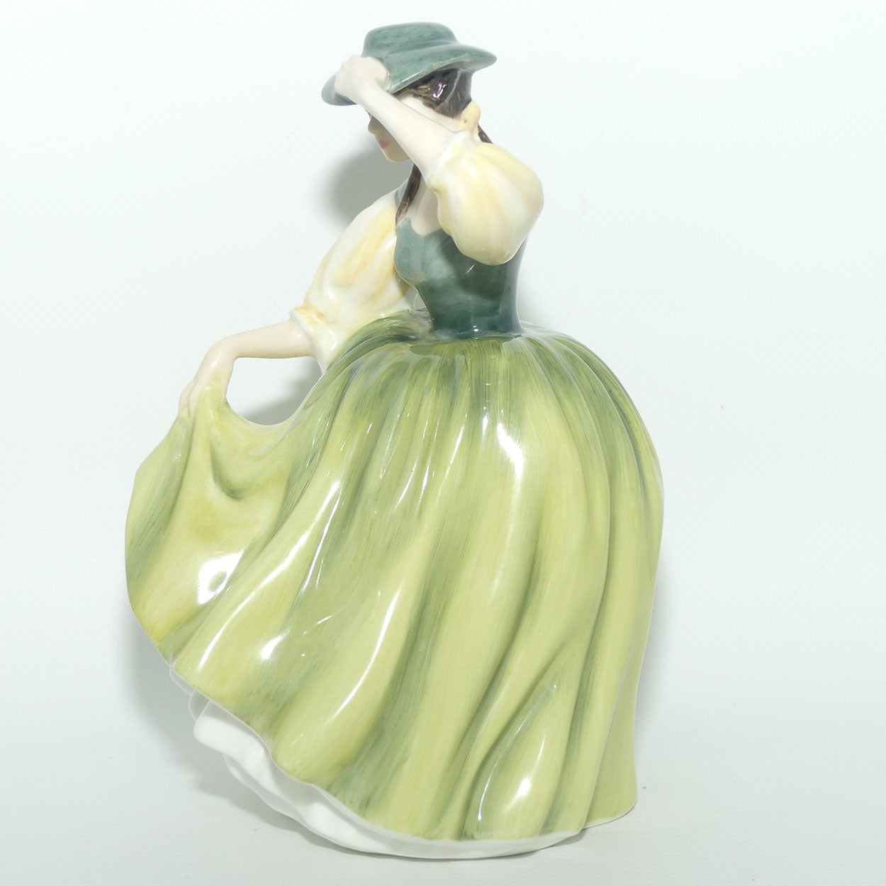HN2309 Royal Doulton figure Buttercup | Green