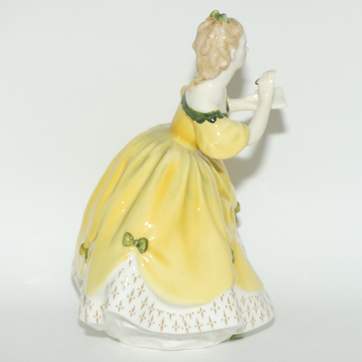 HN2315 Royal Doulton figure The Last Waltz