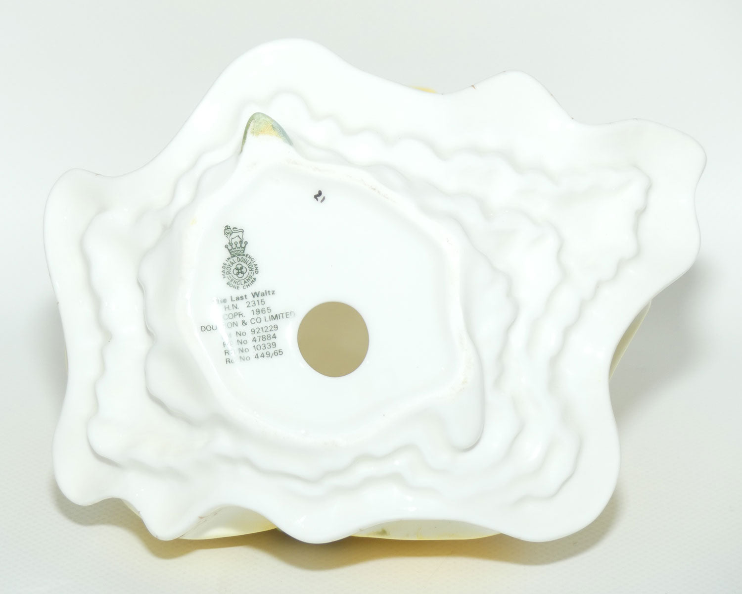 HN2315 Royal Doulton figure The Last Waltz | #1