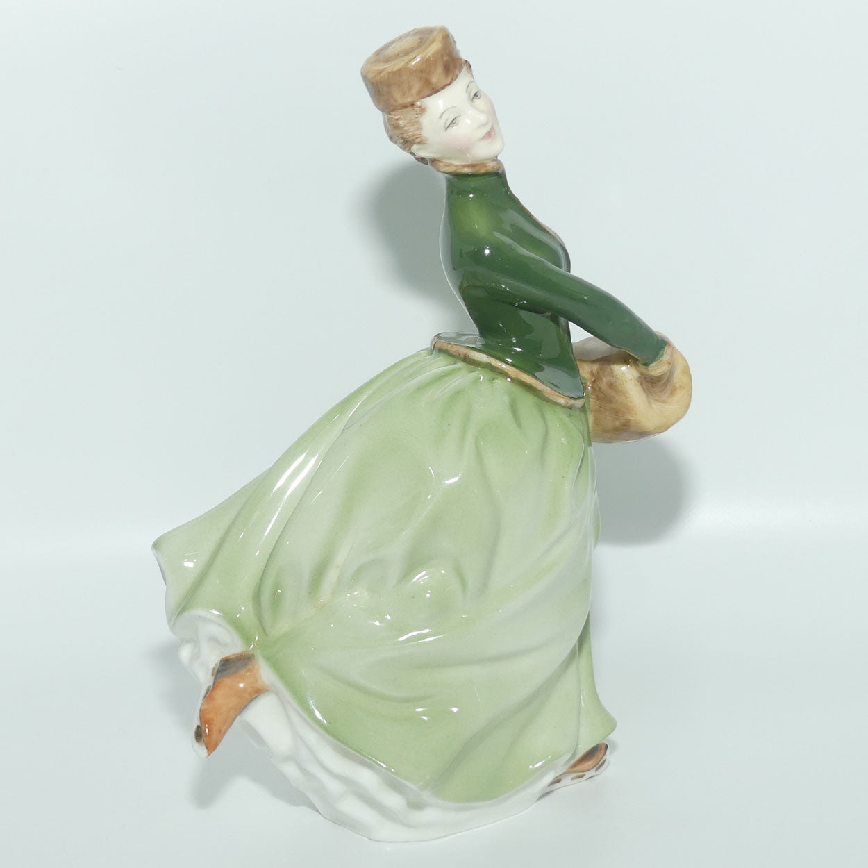 HN2318 Royal Doulton figurine Grace | Pretty Ladies Figurines