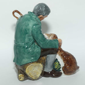 HN2325 Royal Doulton figure The Master | earliest stamp