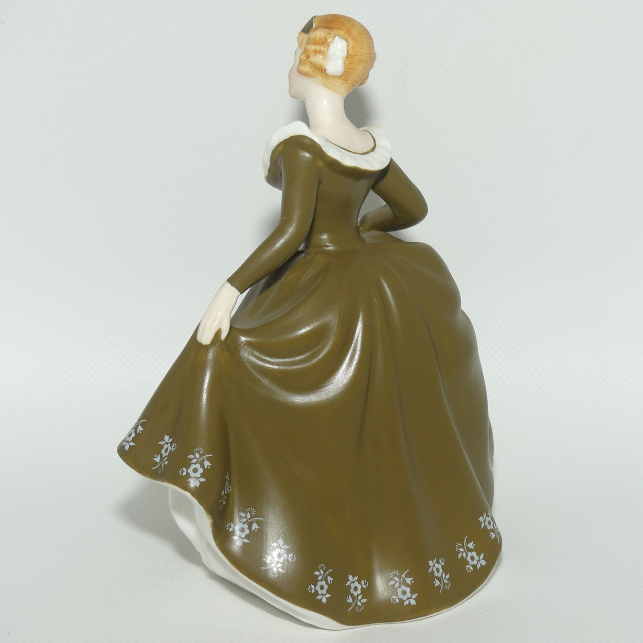 HN2348 Royal Doulton figure Geraldine (Matte)