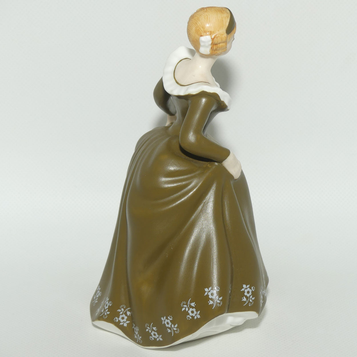 HN2348 Royal Doulton figure Geraldine (Matte)