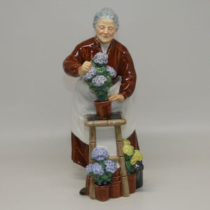 hn2349-royal-doulton-figure-flora