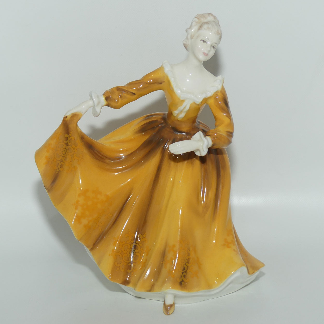 HN2381 Royal Doulton figurine Kirsty 