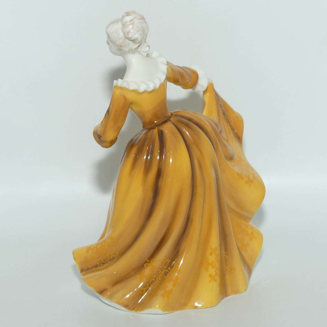 HN2381 Royal Doulton figurine Kirsty 