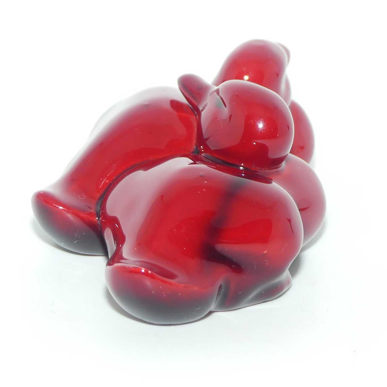 HN0239 Royal Doulton Flambe Ducklings Resting