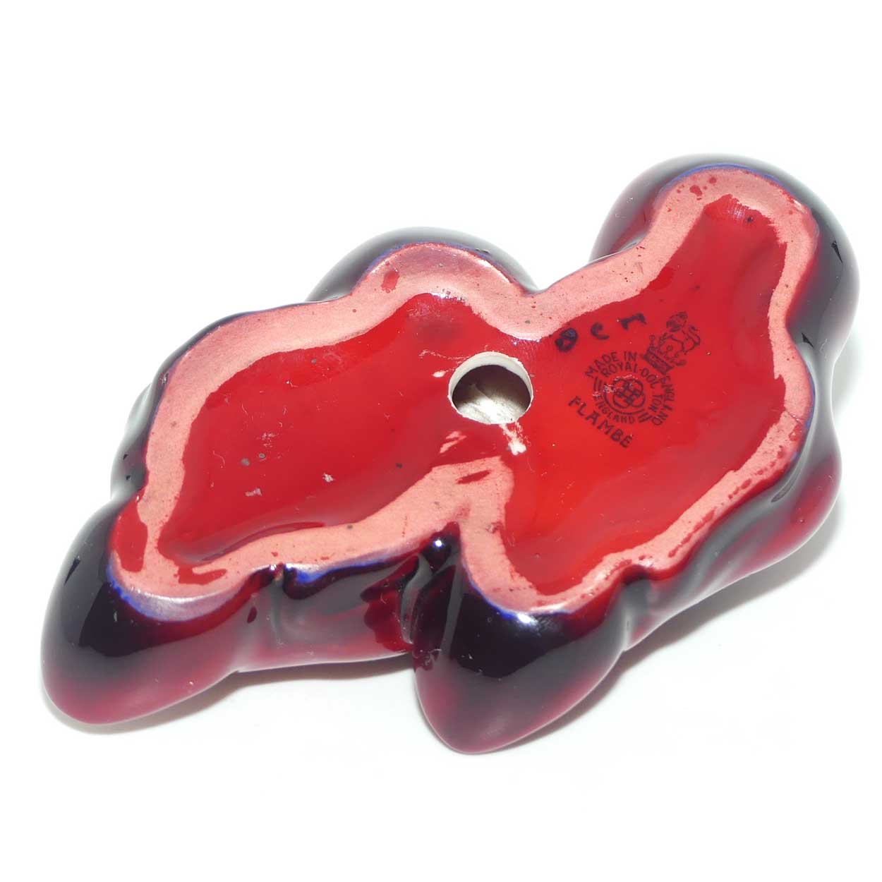 HN0239 Royal Doulton Flambe Ducklings Resting