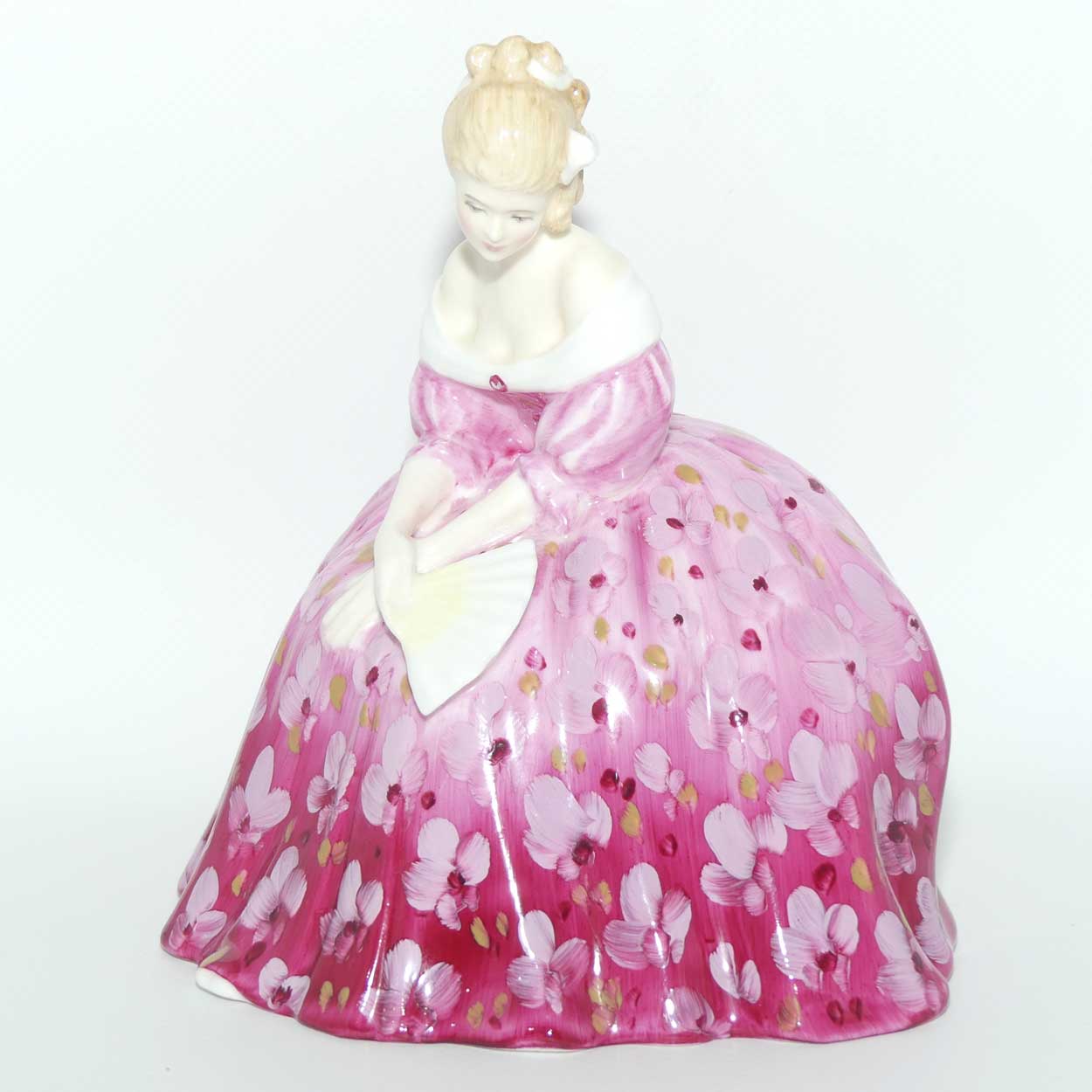 HN2471 Royal Doulton figure Victoria