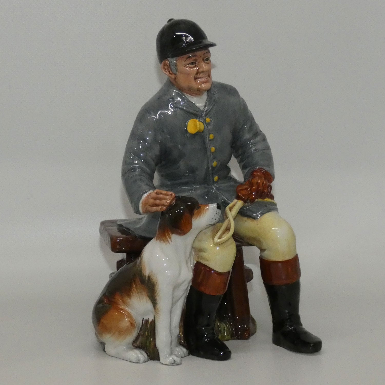 hn2492-royal-doulton-figure-huntsman