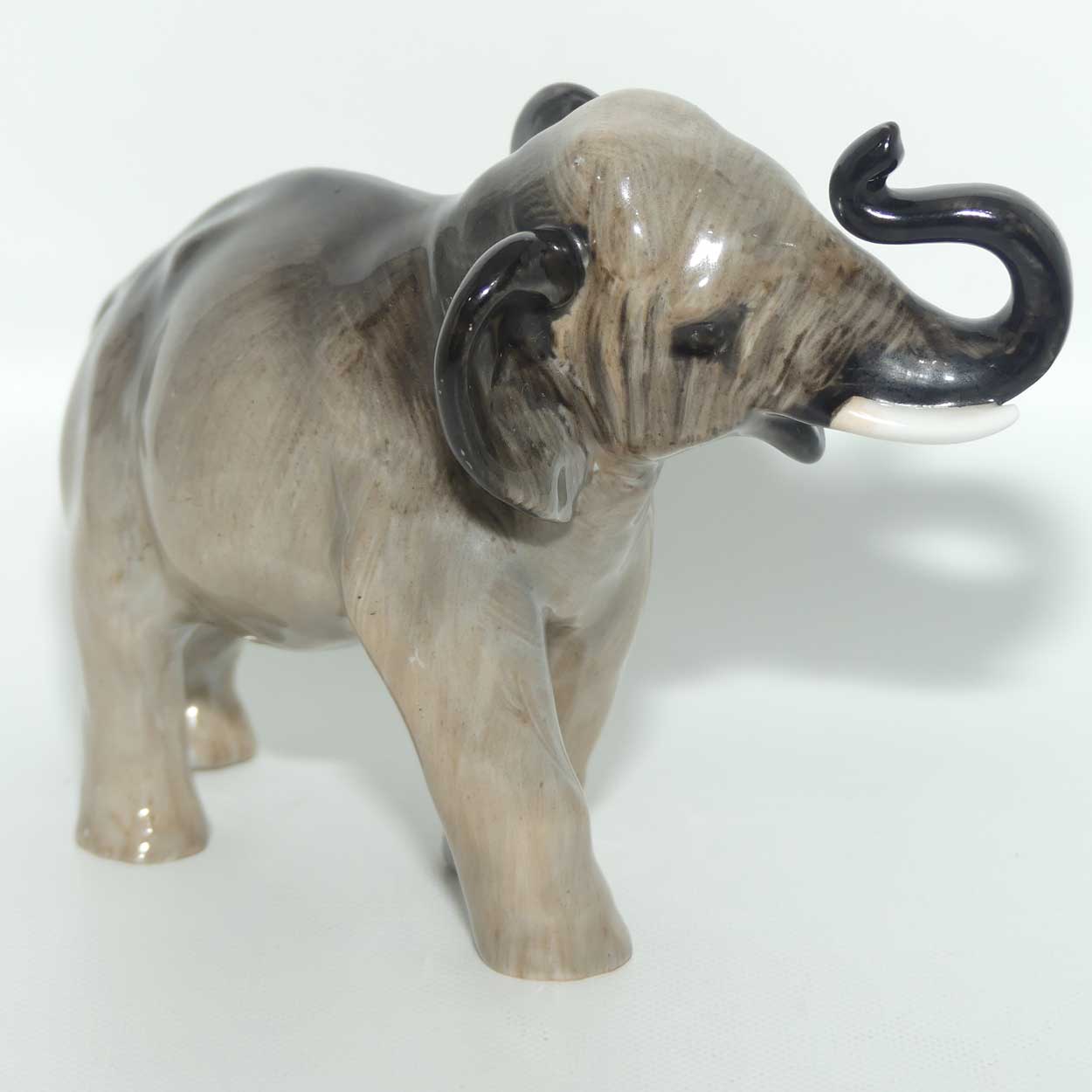 HN2644 Royal Doulton Elephant Trunk in Salute (Grey)