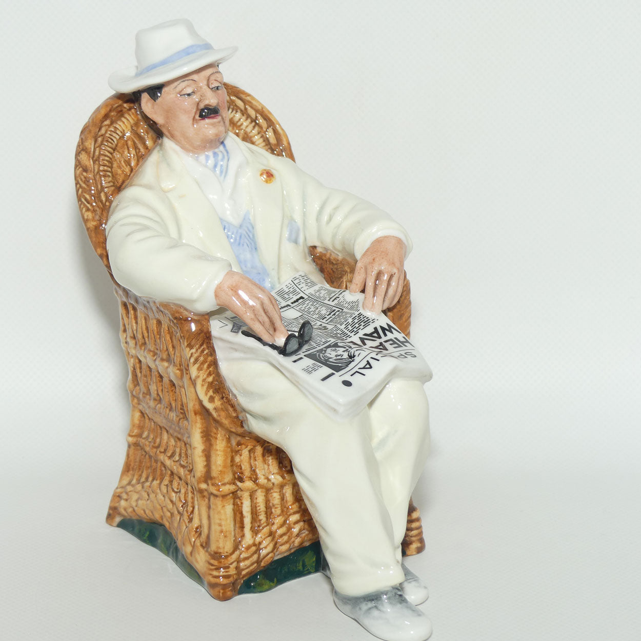 HN2680 Royal Doulton figure Taking Things Easy | Cream | Boxed