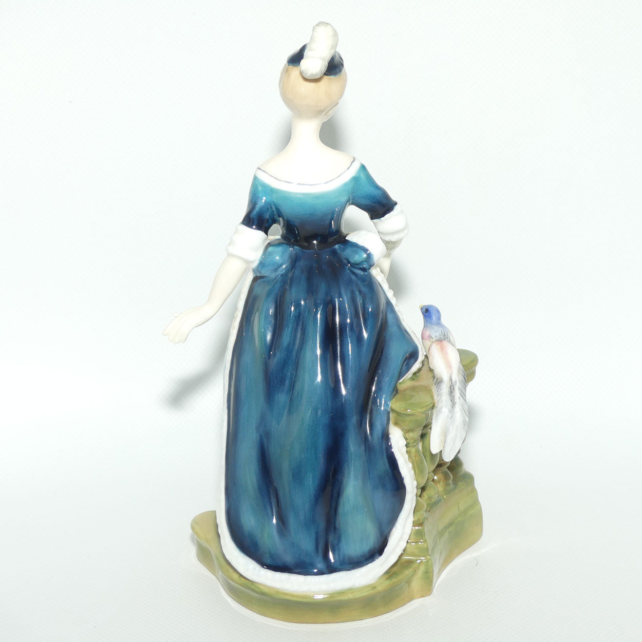 HN2724 Royal Doulton figure Clarinda