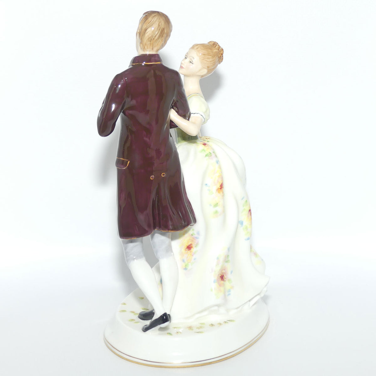 HN2735 Royal Doulton figure Young Love | #2