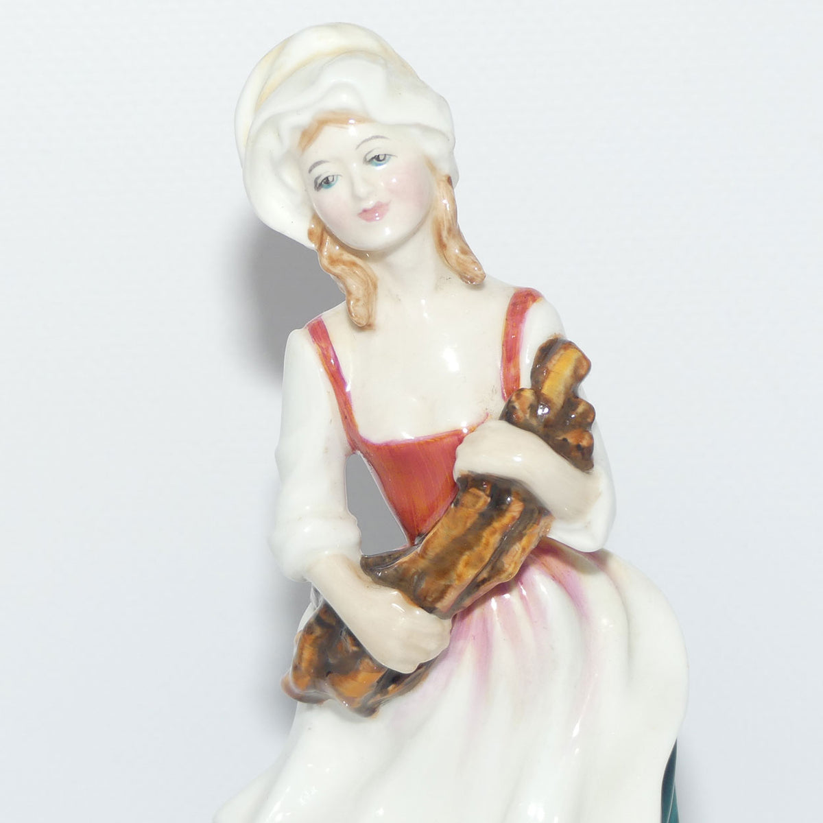 HN2749 Royal Doulton figure Lizzie