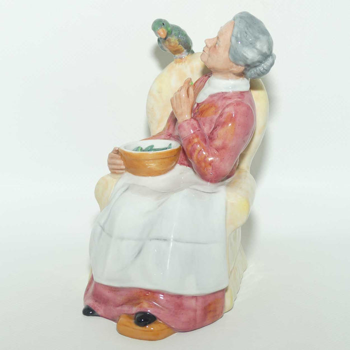 HN2768 Royal Doulton figure Pretty Polly | #1