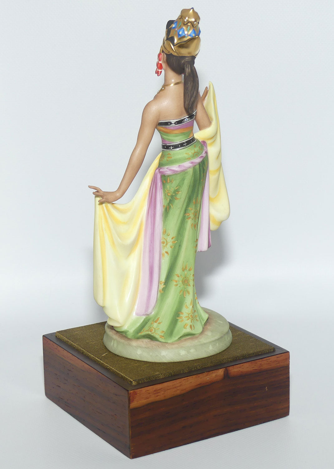 HN2808 Royal Doulton figure Balinese Dancer | LE 144 | Base + Cert
