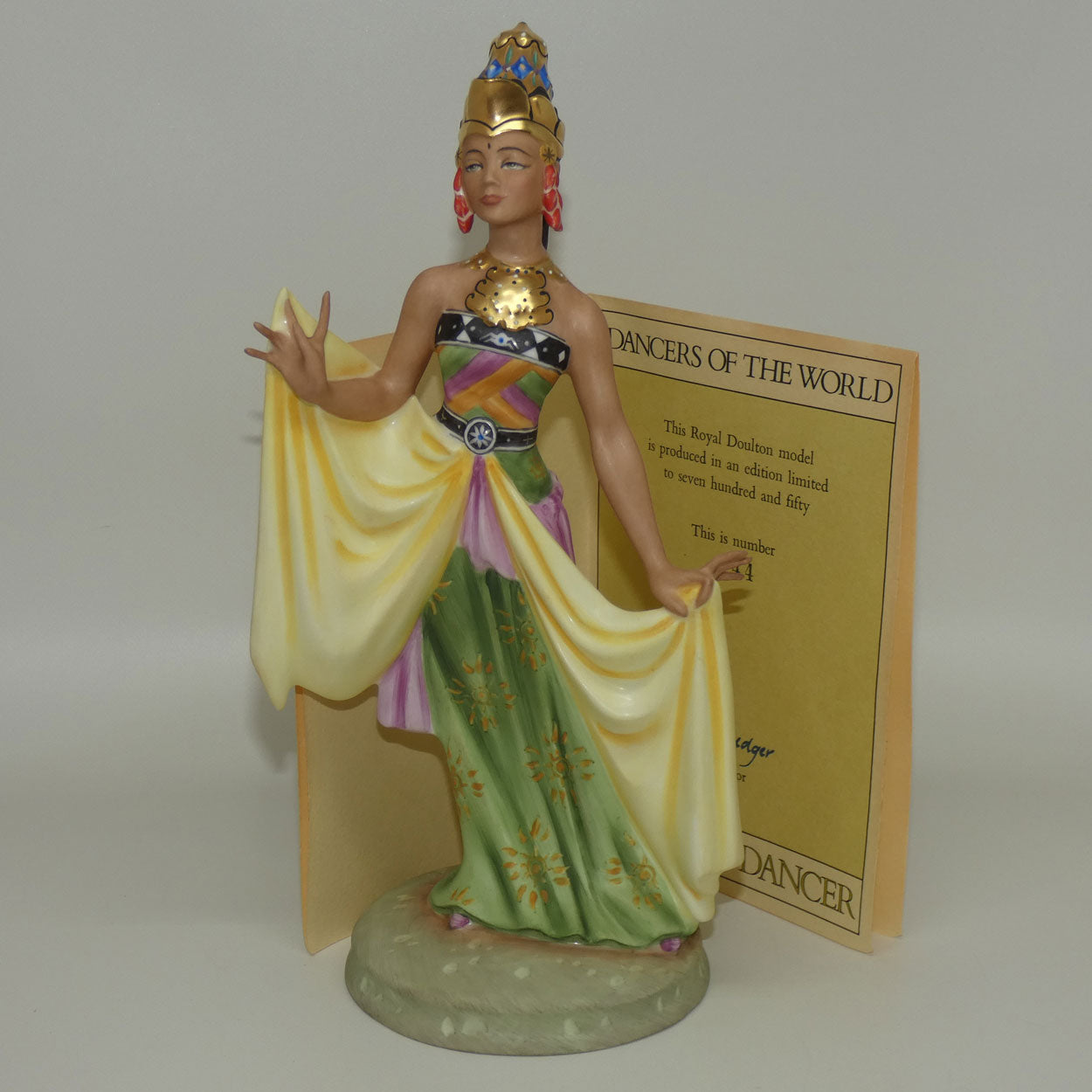 hn2808-royal-doulton-figure-balinese-dancer