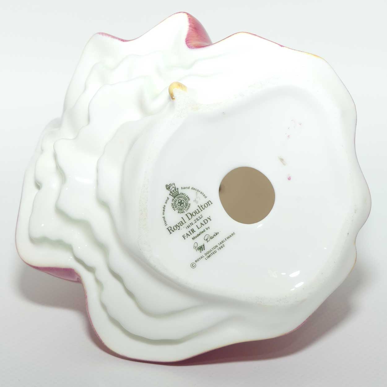 HN2832 Royal Doulton figure Fair Lady | Red | 1990s version